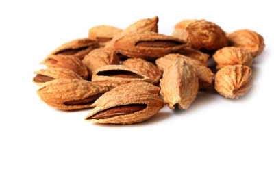 Миндаль неочищенный Самарканд, кг.