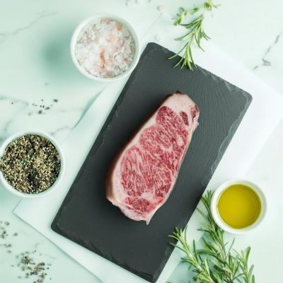 Стейк Вагю Стриплойн (японская корова) говядина Ранг А5, BMS8+, нарезка GI вес