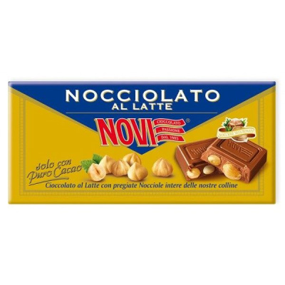 Шоколад NOVI™ молочный с цельным лесными орехами 130гр.