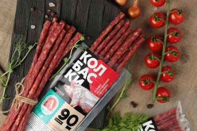 Колбаски к пиву из рубленой свинины 90г Аркадия