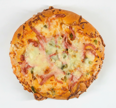 Пицца-ватрушка с вареной колбасой, помидором черри и сыром 180гр. ™Курортный