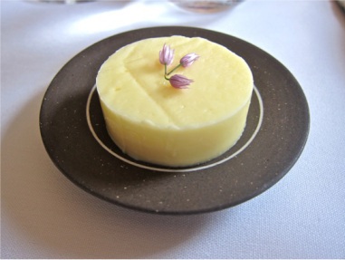 Масло коровье сливочное 200гр. ТМ Ферма-сыроварня Деревня